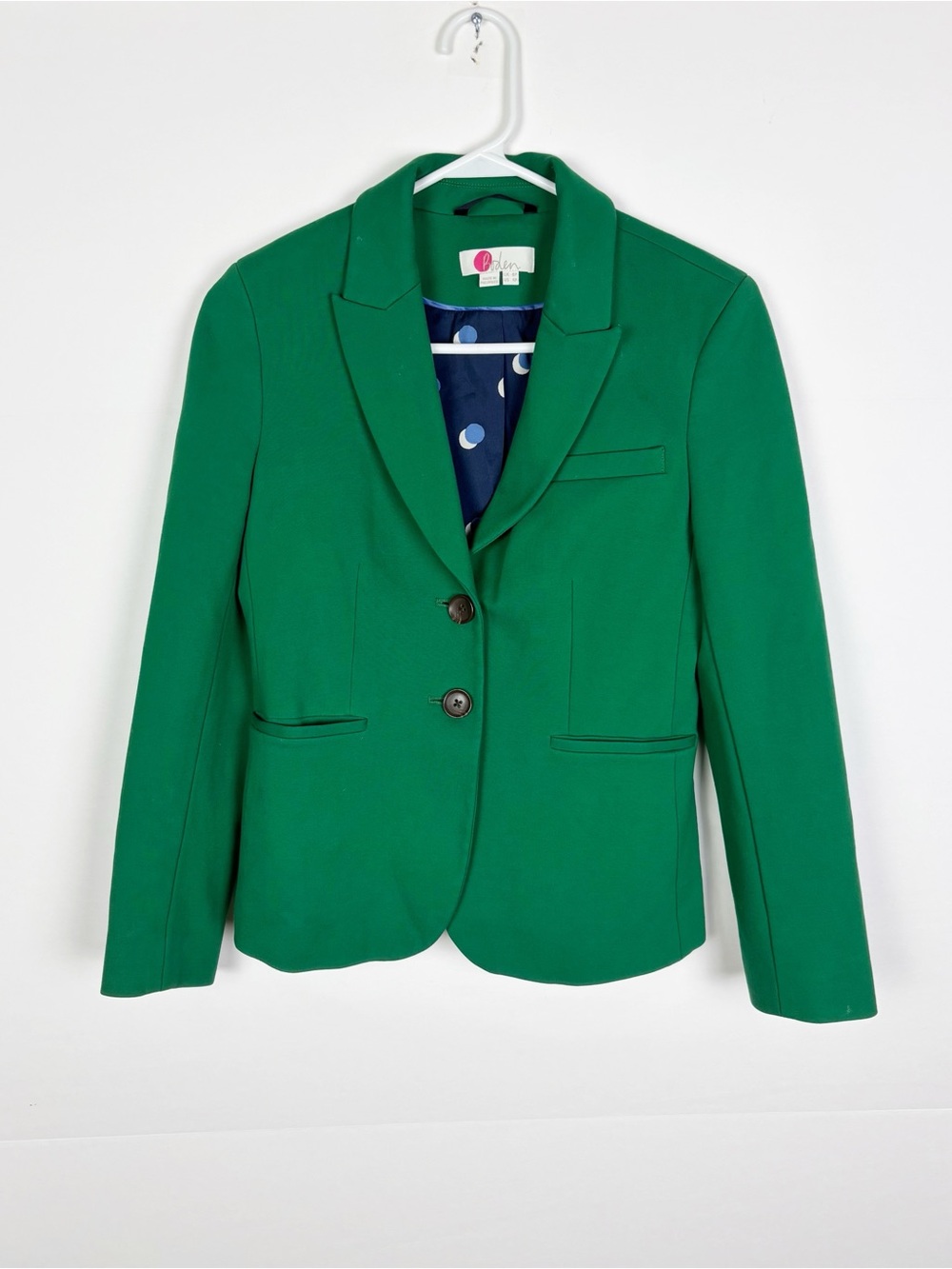 Boden Two Button Classic Ponte Blazer
Green 4P US
